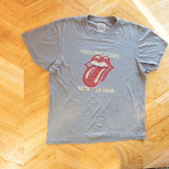 Retro Adult T-Shirt Rolling Stones Tour Shirt 1972 Graphic Tee VTG Concert Band - Picture 2 of 12